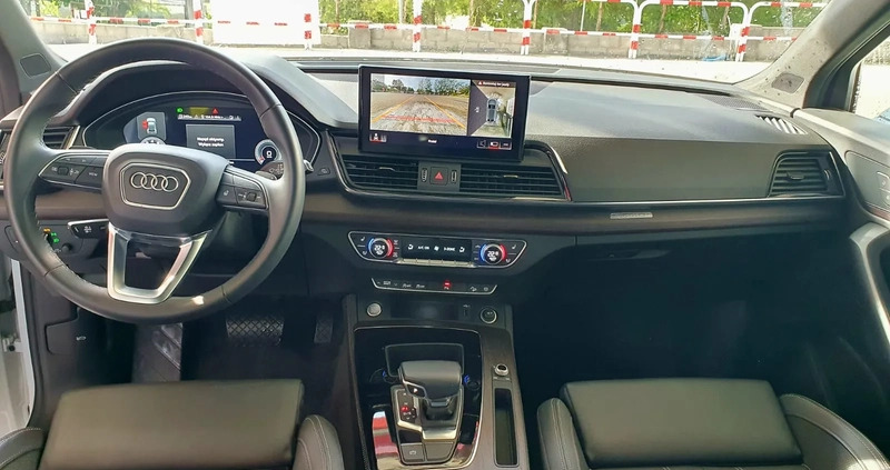 Audi Q5 Sportback cena 199999 przebieg: 43000, rok produkcji 2021 z Nysa małe 379